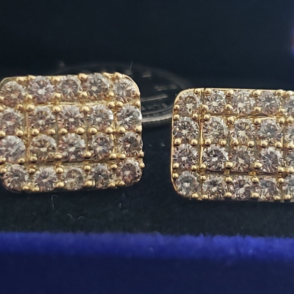 Final price drop2 carats tcw of diamonds rectangular earrings in 18k yellow gold - Picture 3 of 6